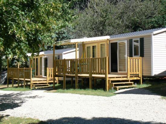 Camping Chantemerle Bédouès Стая снимка
